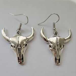 Cow skull earrings new metal